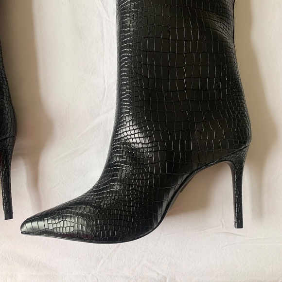 Schutz Maryana High Heel Leather Crocodile-Embossed Boot Black 7.5 - Picture 12 of 16